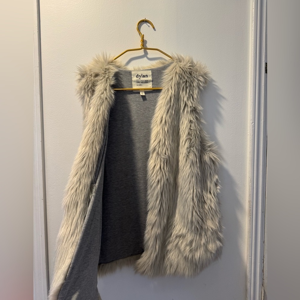 Dylan faux fur vest - Picture 4 of 5